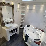 House 74, Luxury Ir Sauna *