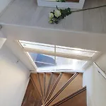 House 74, Luxury Ir Sauna Holiday home Warmond