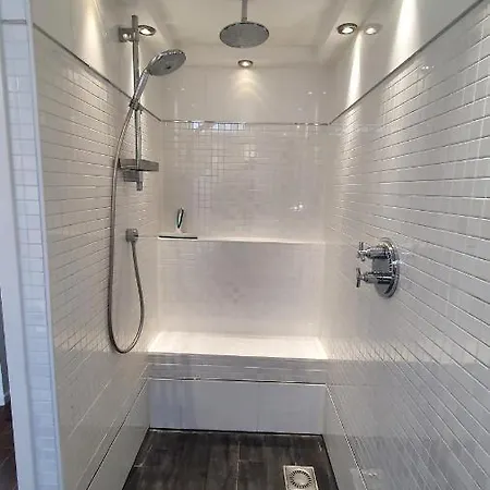 House 74, Luxury Ir Sauna * Warmond