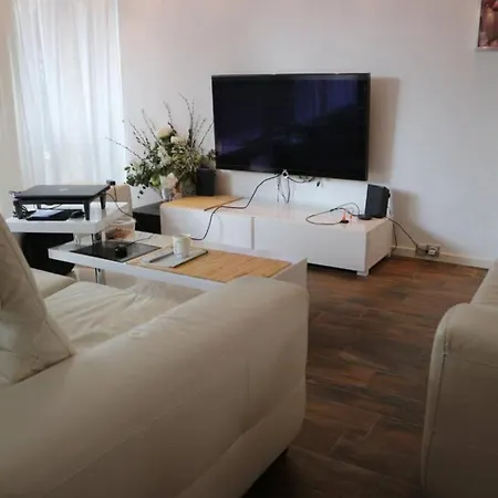 House 74, Luxury Ir Sauna Warmond