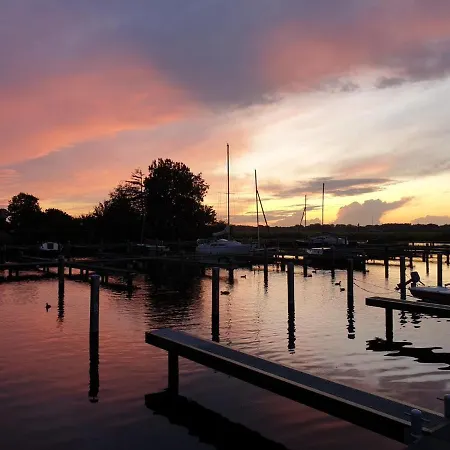 House 74, Luxury Ir Sauna *