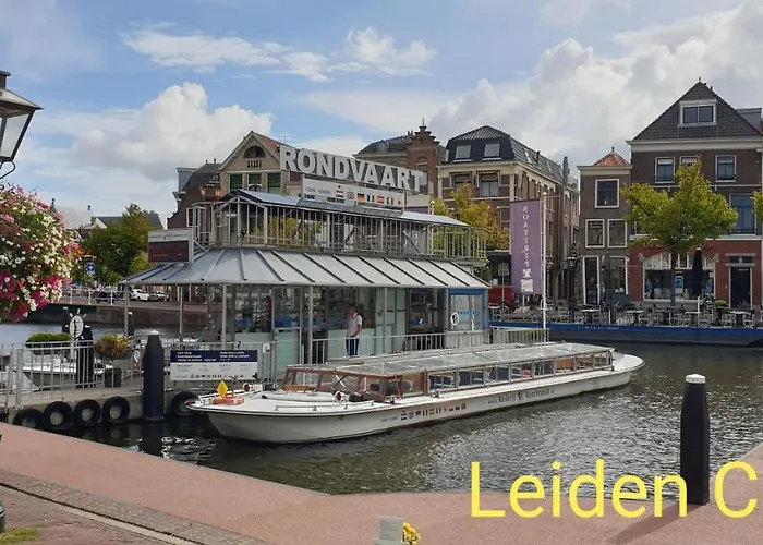 House 74, Luxury Ir Sauna Warmond