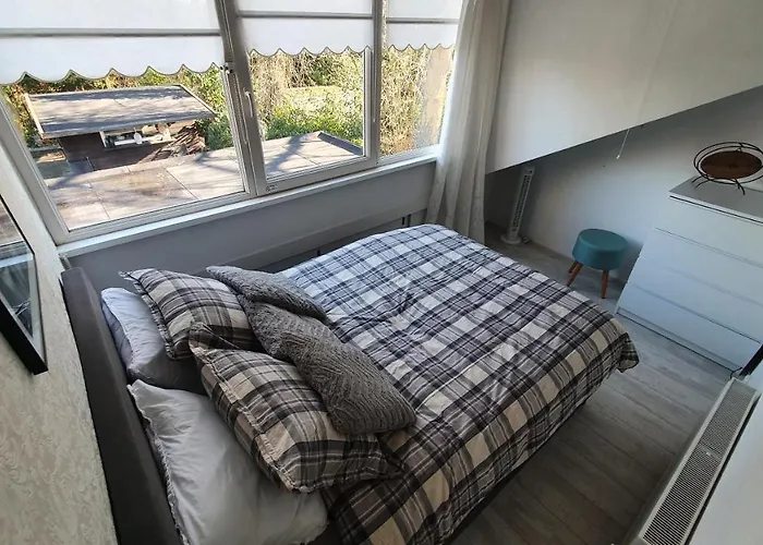 House 74, Luxury Ir Sauna Σπίτι διακοπών Warmond