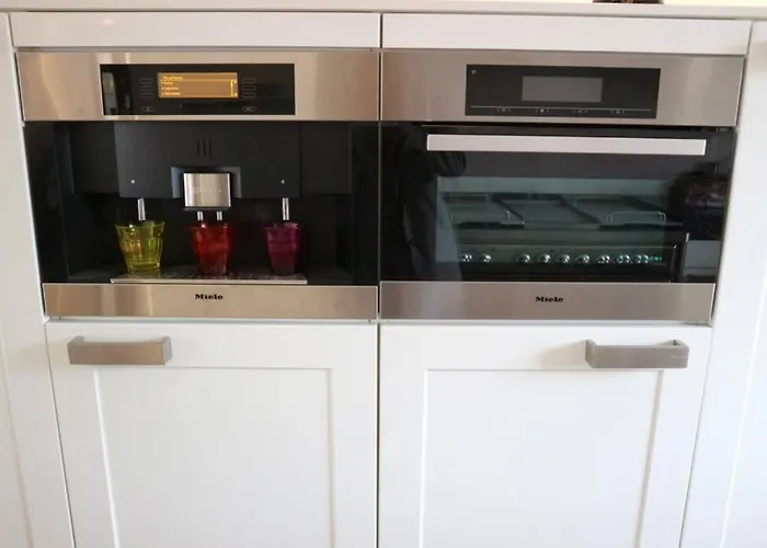 House 74, Luxury Ir Sauna Warmond