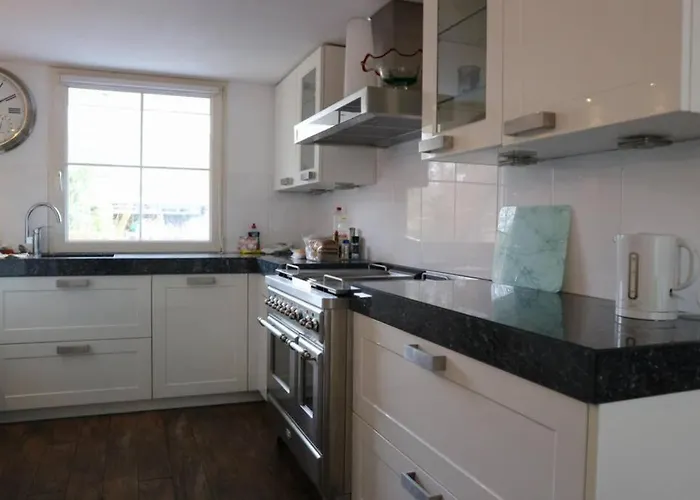 House 74, Luxury Ir Sauna *